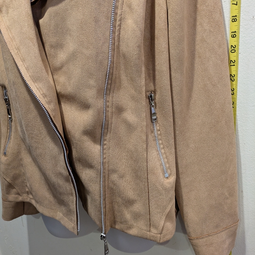 Tan Women's Jacket Size XL - Picture 5 of 14